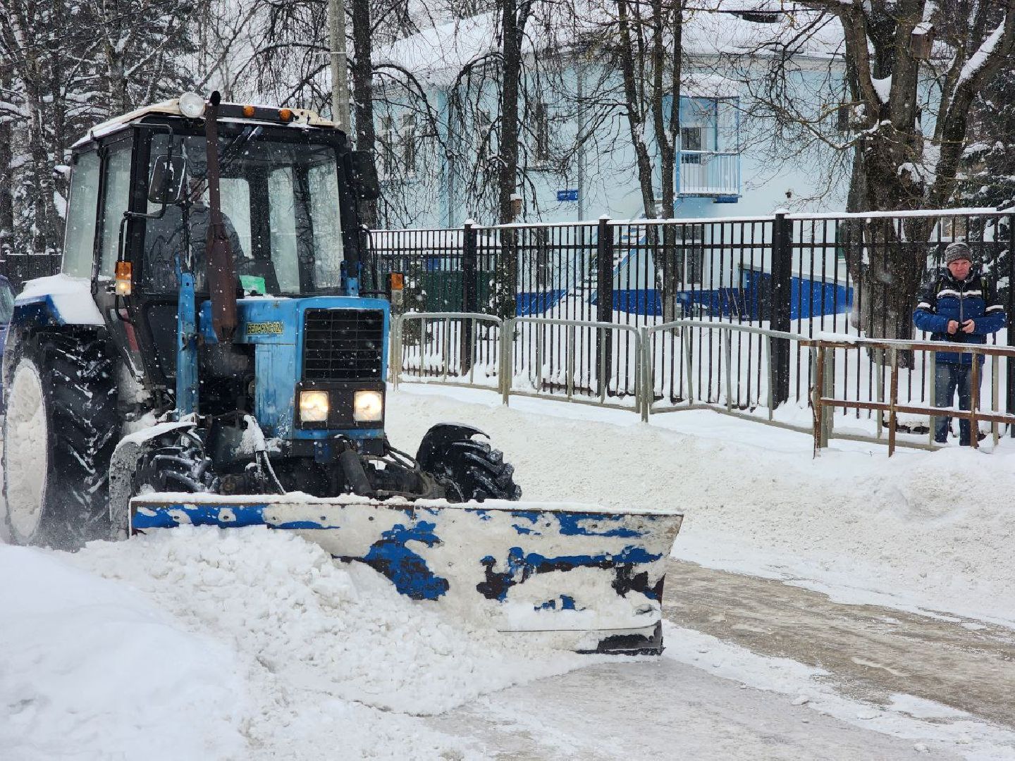 Солнечногорск, уборка территорий, уборка снега и наледи, Снегопад, коммунальная служба,