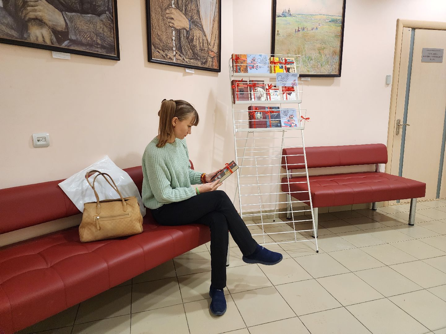 пушкино, библиотека, книги, акция, акция из рук в руки, день книгодарения,