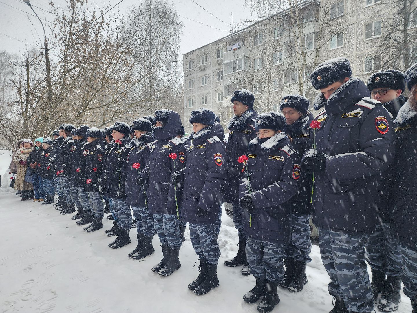 День памяти воинов-интернационалистов, вывод советских войск из Афганистана, возложение цветов, Старая Купавна, Богородский городской округ,
