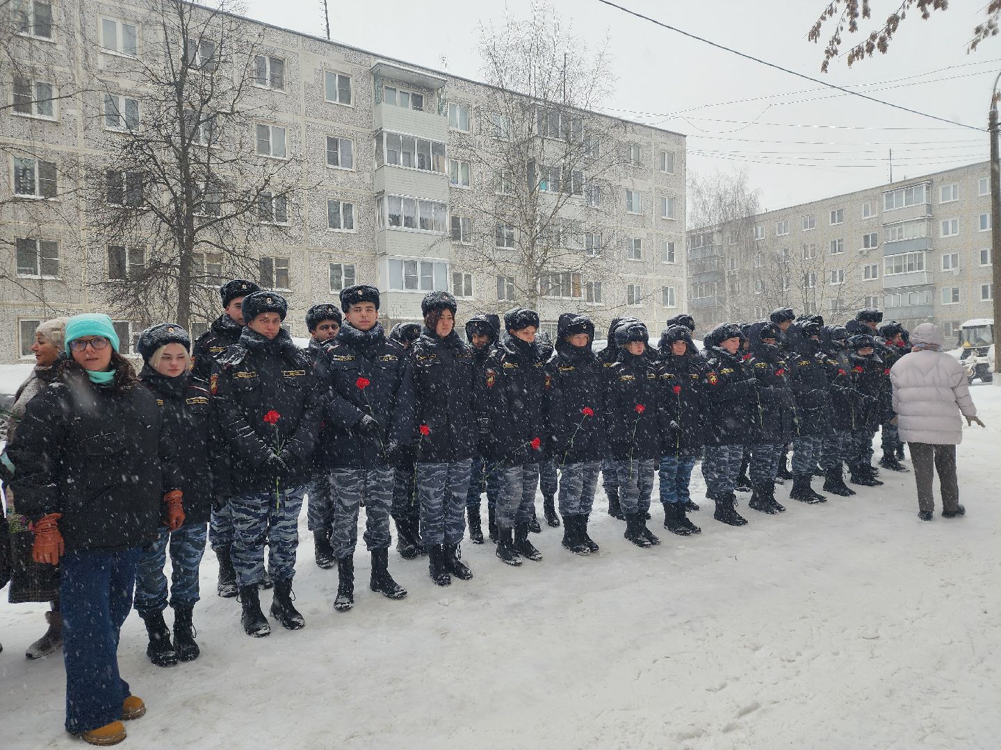 День памяти воинов-интернационалистов, вывод советских войск из Афганистана, возложение цветов, Старая Купавна, Богородский городской округ,