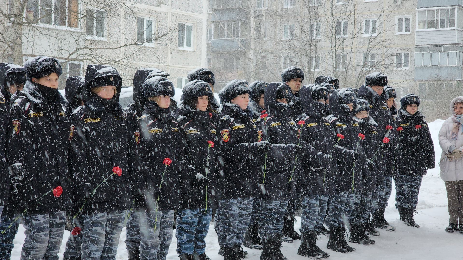 День памяти воинов-интернационалистов, вывод советских войск из Афганистана, возложение цветов, Старая Купавна, Богородский городской округ,