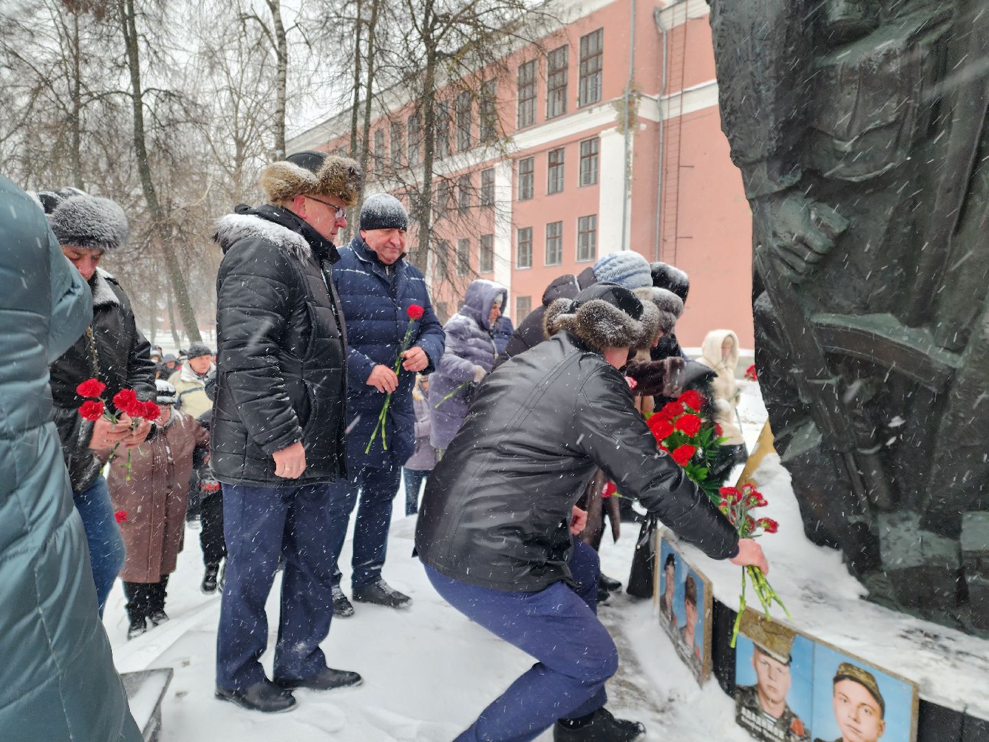 воскресенск, акция памяти, афганистан, солдаты, ветераны,