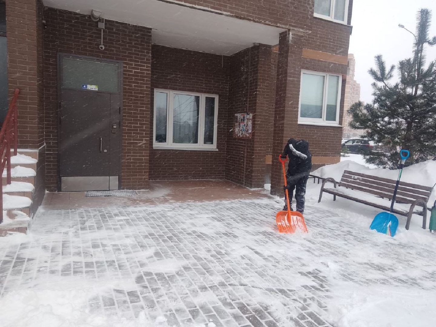 Ленинский, дороги, тротуары, снегопад, дворники,