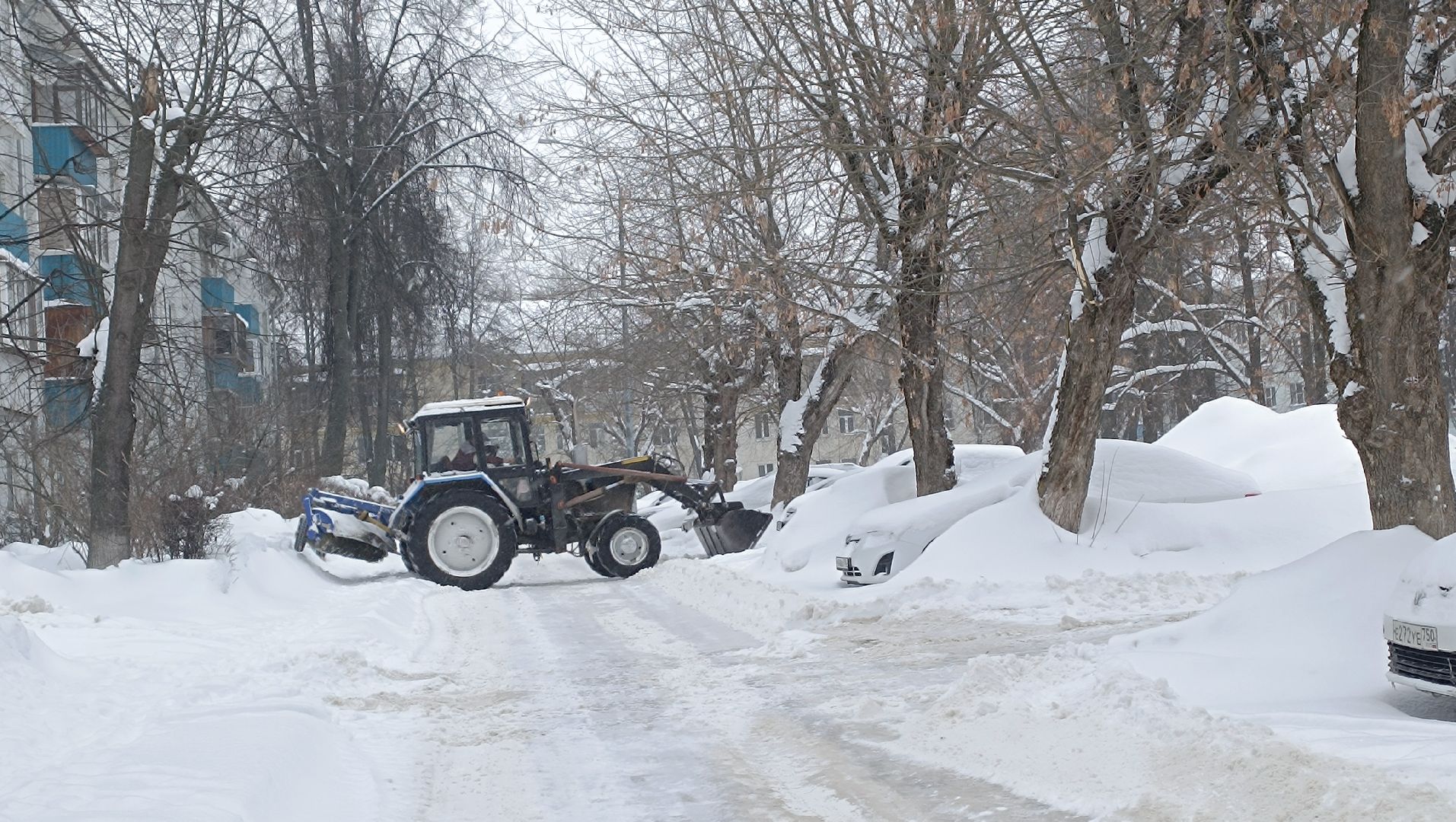 уборка дорог, уборка парка, вывоз снега,