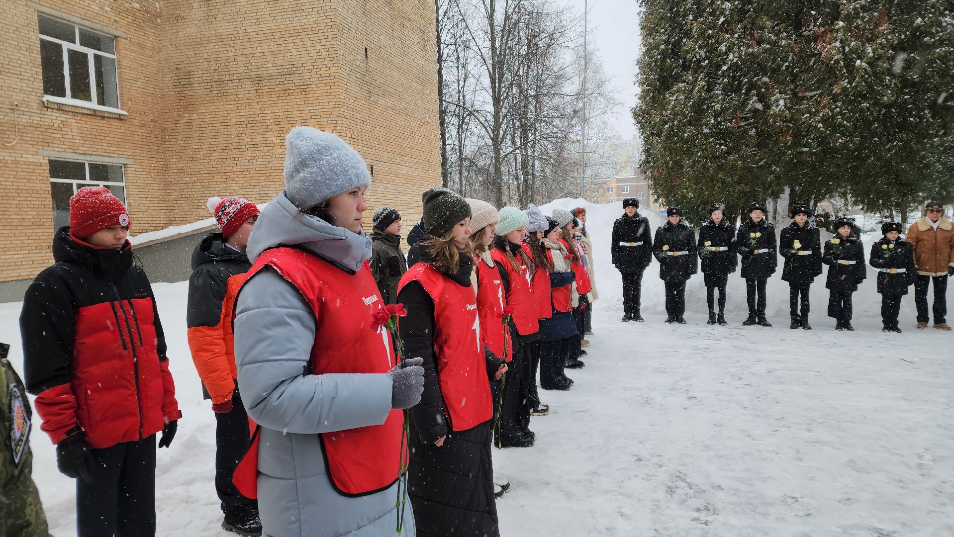 ступино, вывод советских войск из афганистана, возложение цветов,