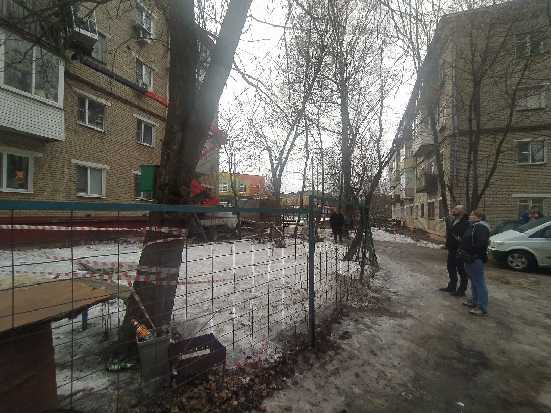 ЖКХ, обвал балкона, Щёлково, демонтаж