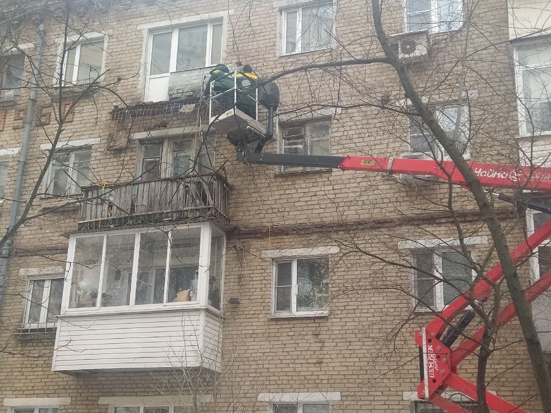 ЖКХ, обвал балкона, Щёлково, демонтаж