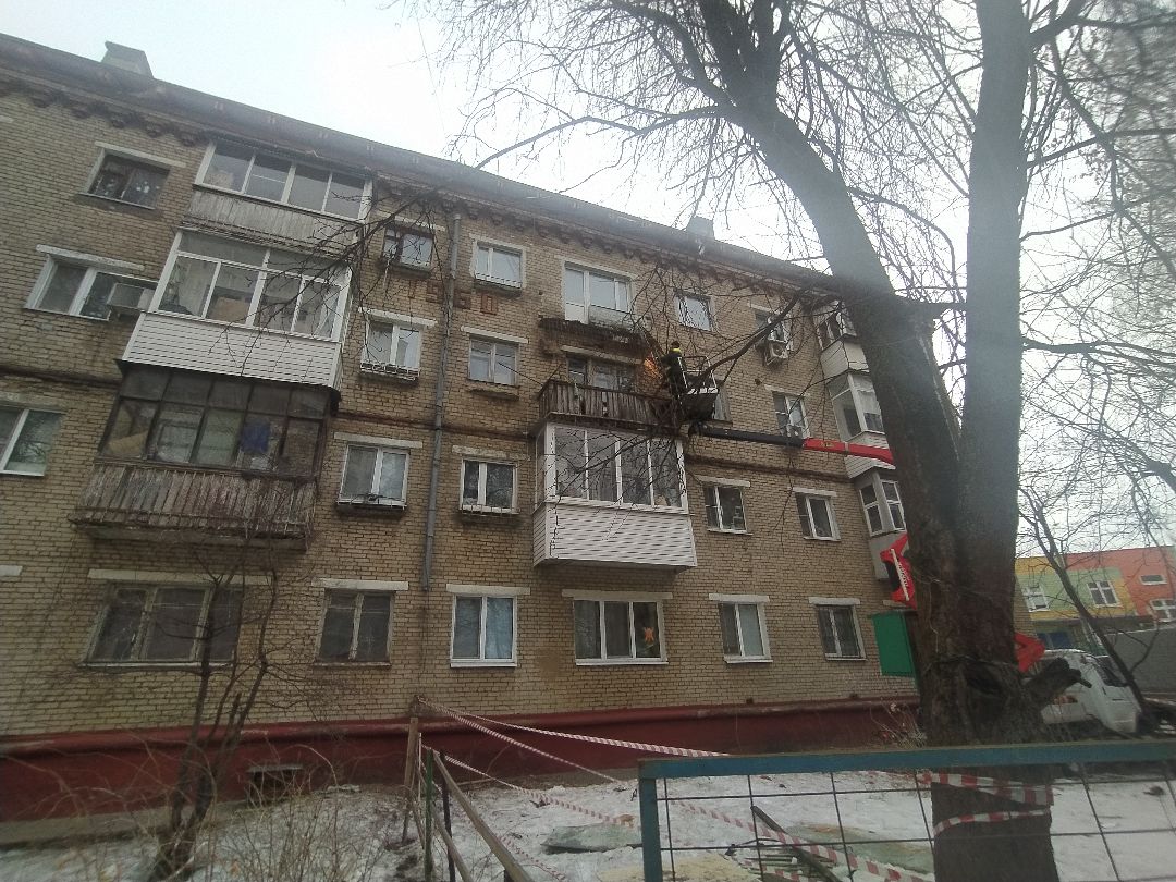 ЖКХ, обвал балкона, Щёлково, демонтаж