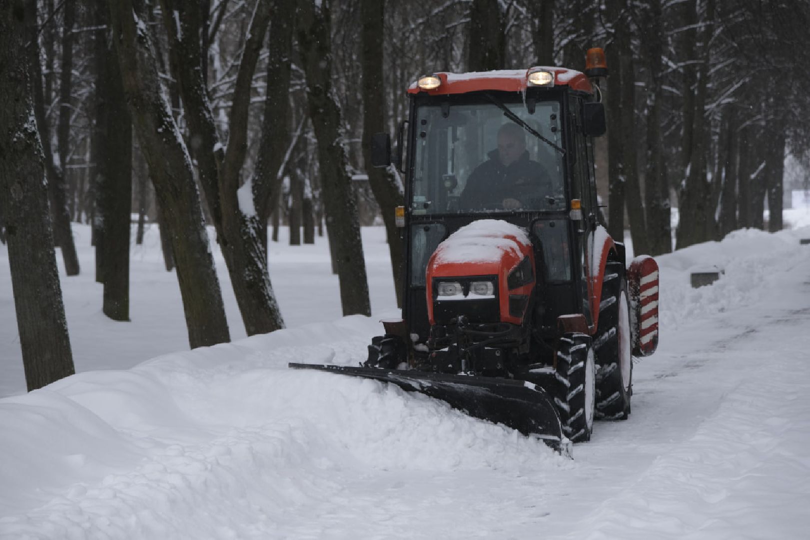 пущино, благоустройство, уборка снега, снегопад, снег, жкх,