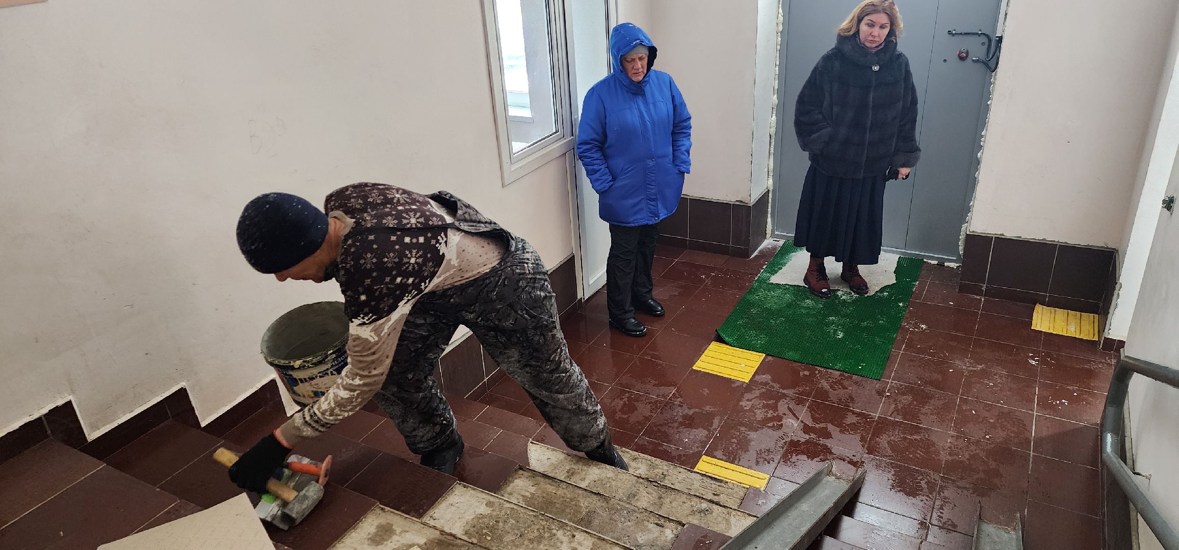 противоскользящая плитка, Домодедово - парк, поручение от жителей,