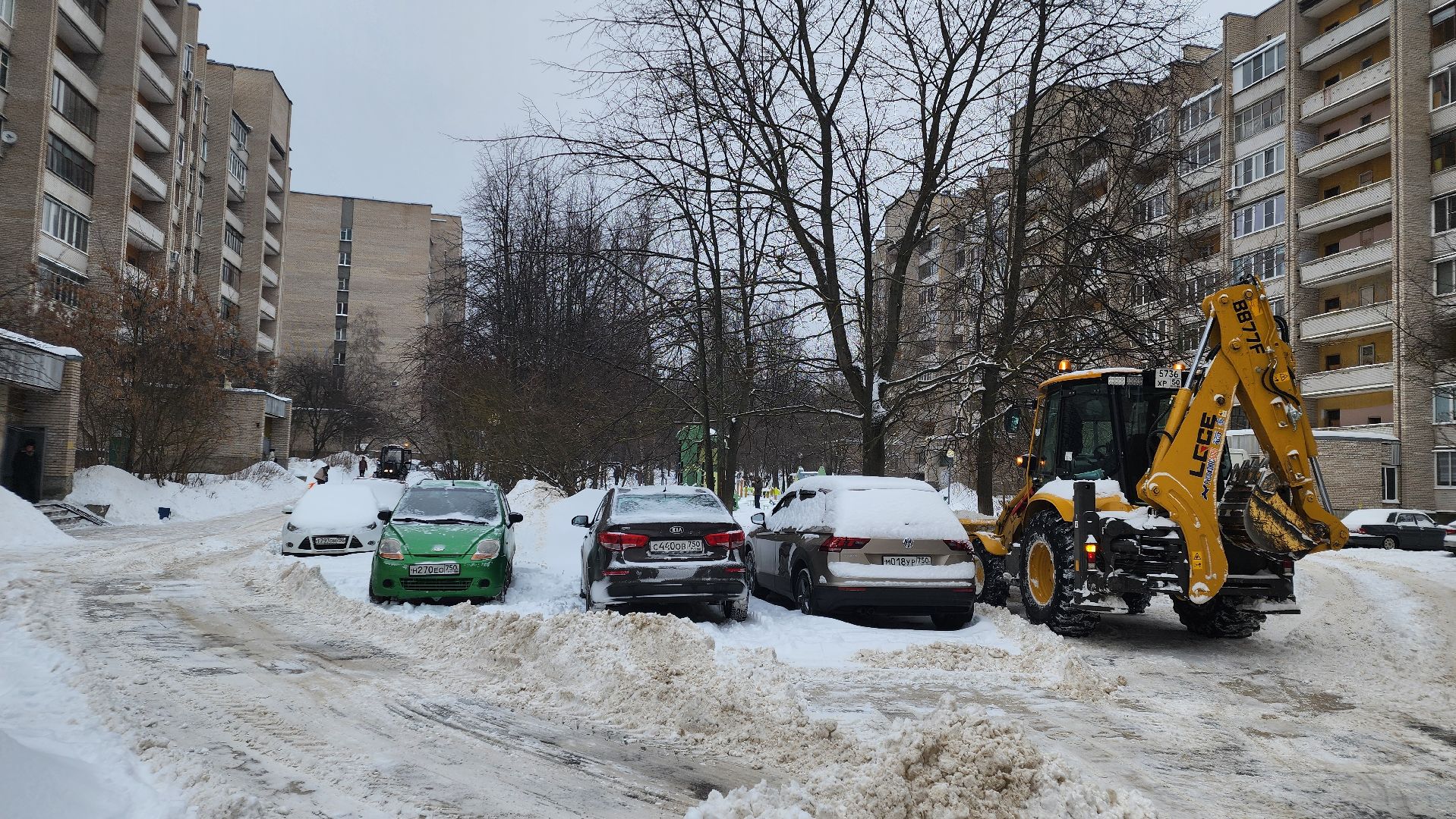 уборка, уборка снега, благоустройство, протвино, комбинат благоустройства,