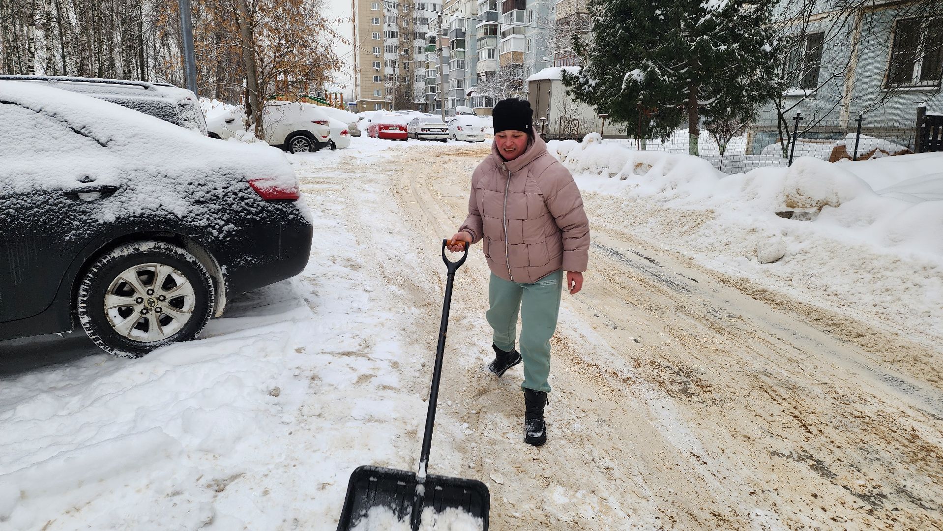 Подмосковье, Городской округ Пушкинский, Ивантеевка, ЖКХ, Уборка снега, Городское хозяйство Ивантеевки,