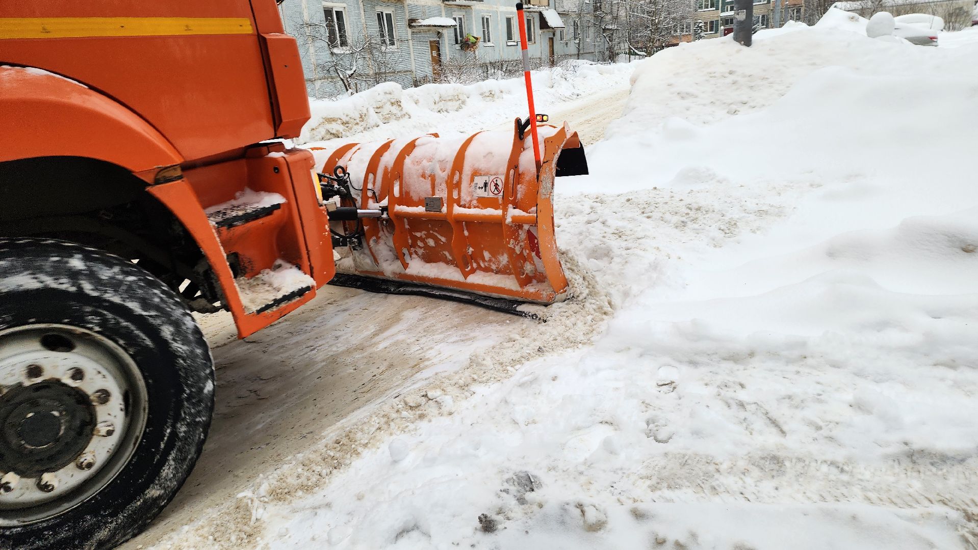 Подмосковье, Городской округ Пушкинский, Ивантеевка, ЖКХ, Уборка снега, Городское хозяйство Ивантеевки,
