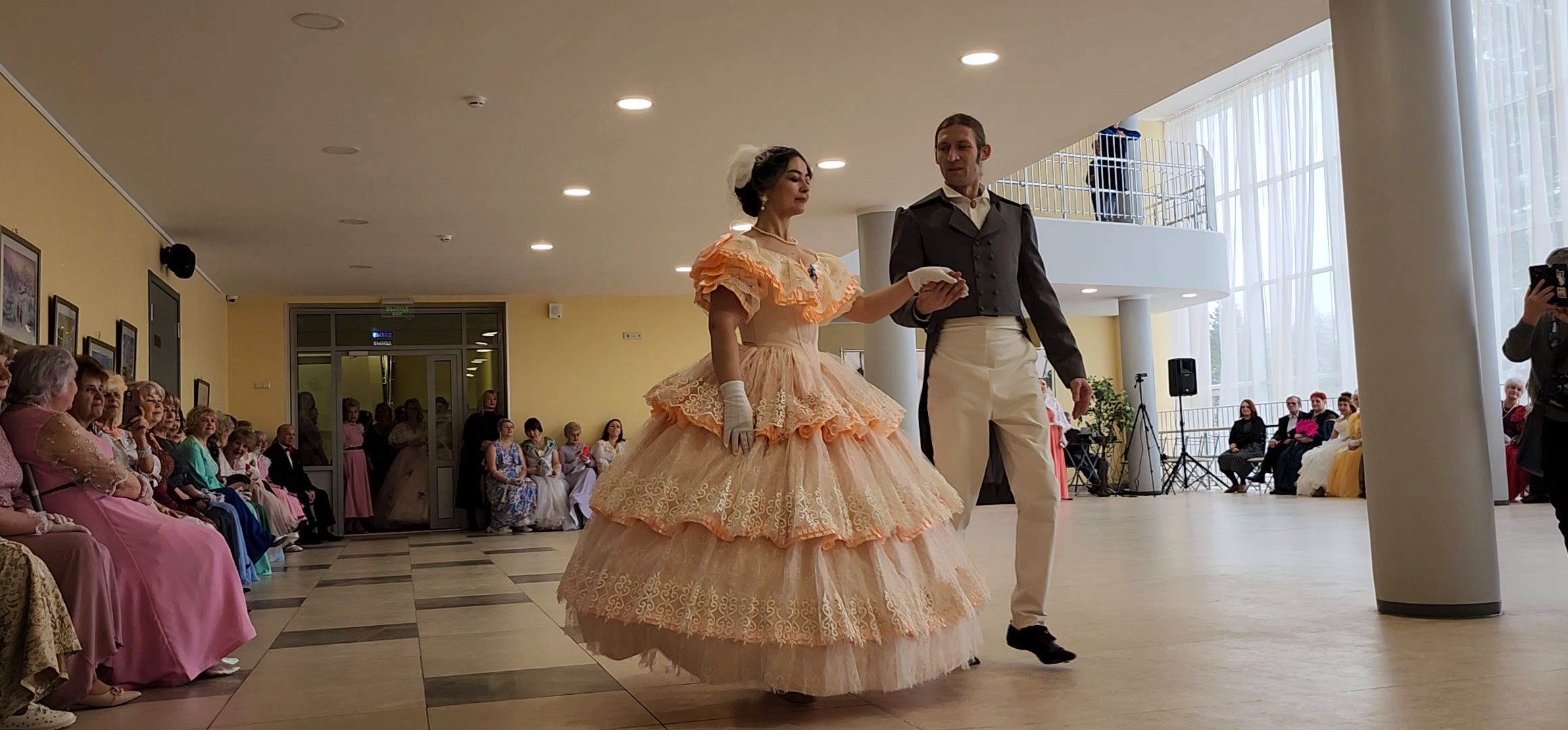 Коломна, культура, танцы, бал, активное долголетие,