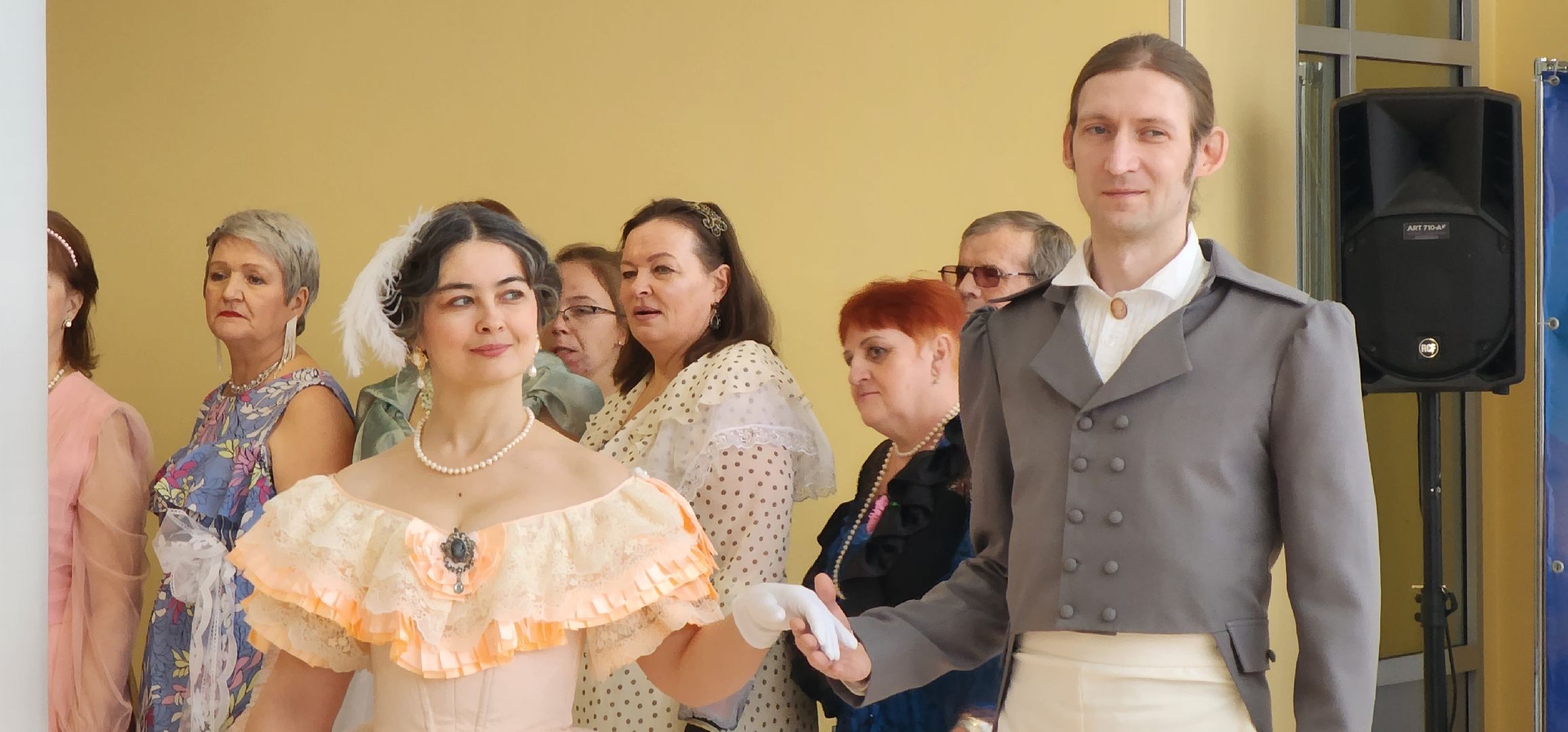 Коломна, культура, танцы, бал, активное долголетие,