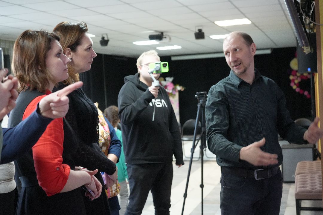 Выставка, Дзержинский, монастырь, живопись, Подмосковье