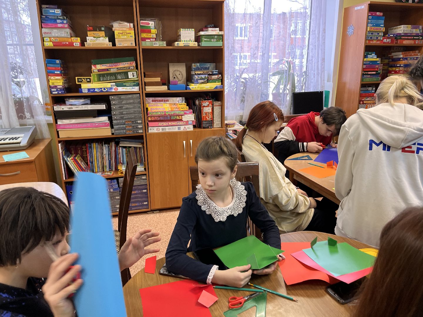 шаховская, волонтеры, молодая гвардия, семейный центр, дети,