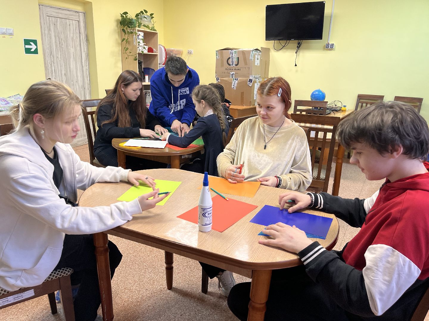 шаховская, волонтеры, молодая гвардия, семейный центр, дети,