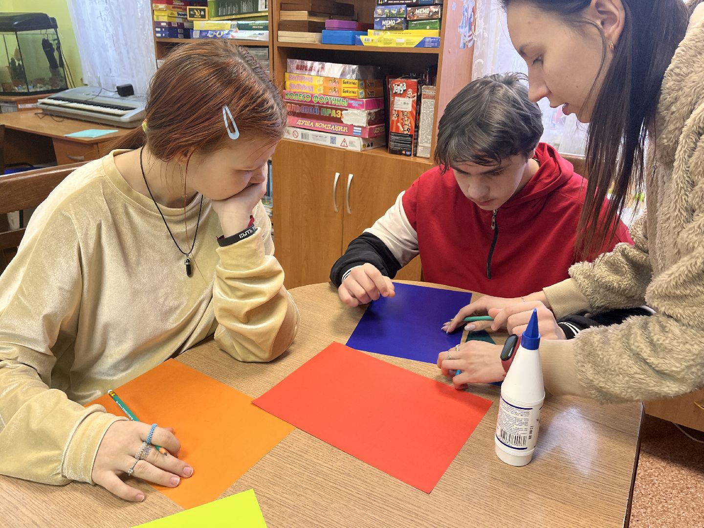 шаховская, волонтеры, молодая гвардия, семейный центр, дети,