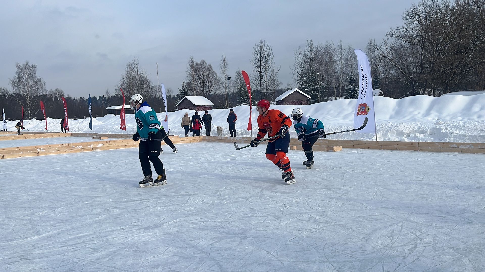 хоккей, понд-хоккей, матч, хоккей на улице, 4х4, спорт в подмосковье,