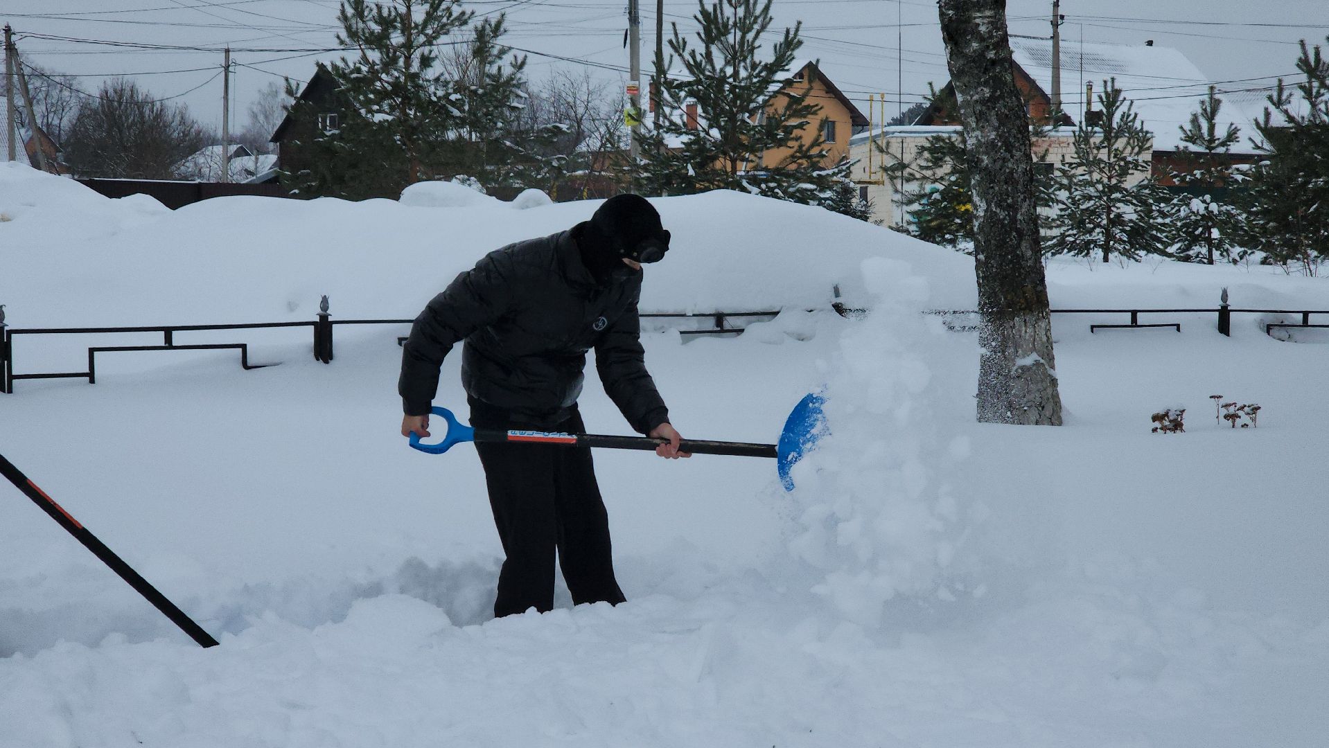 мемориал, вов, уборка снега, лицей, школьники, руза, рузский городской округ,