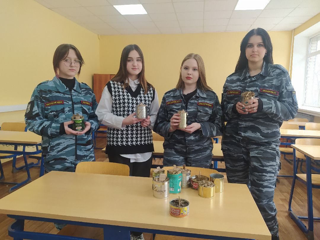 СВО, волонтёры, помощь, одежда