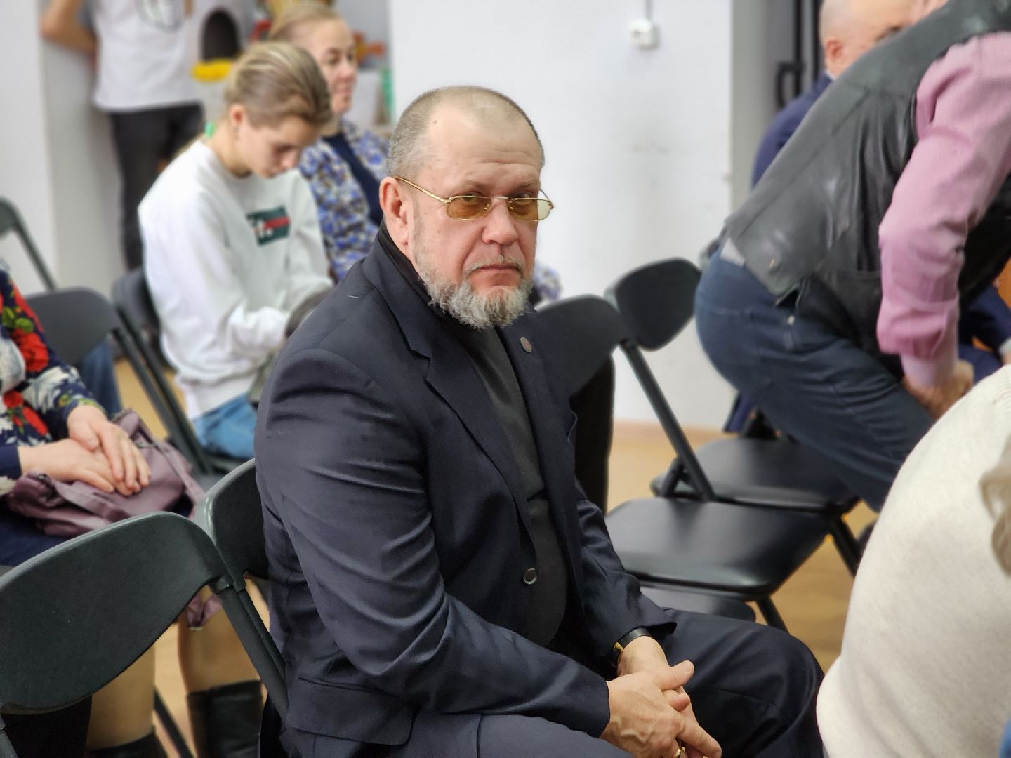 волоколамск, художественная выставка, библиоканикулы, библиотека, Выставка, художник, художники подмосковья,