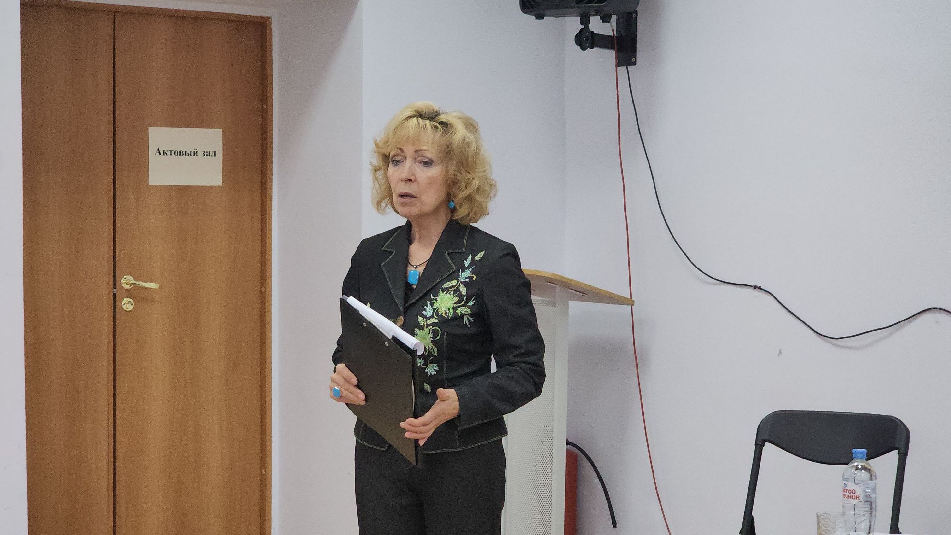 волоколамск, библиотека, Читатели, поэзия, поэт, поэтесса, поэтический вечер, творчество,