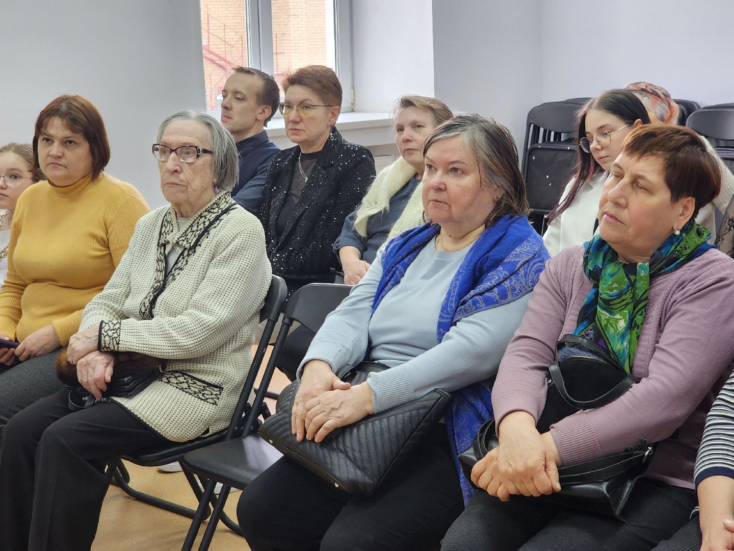 волоколамск, библиотека, Читатели, поэзия, поэт, поэтесса, поэтический вечер, творчество,