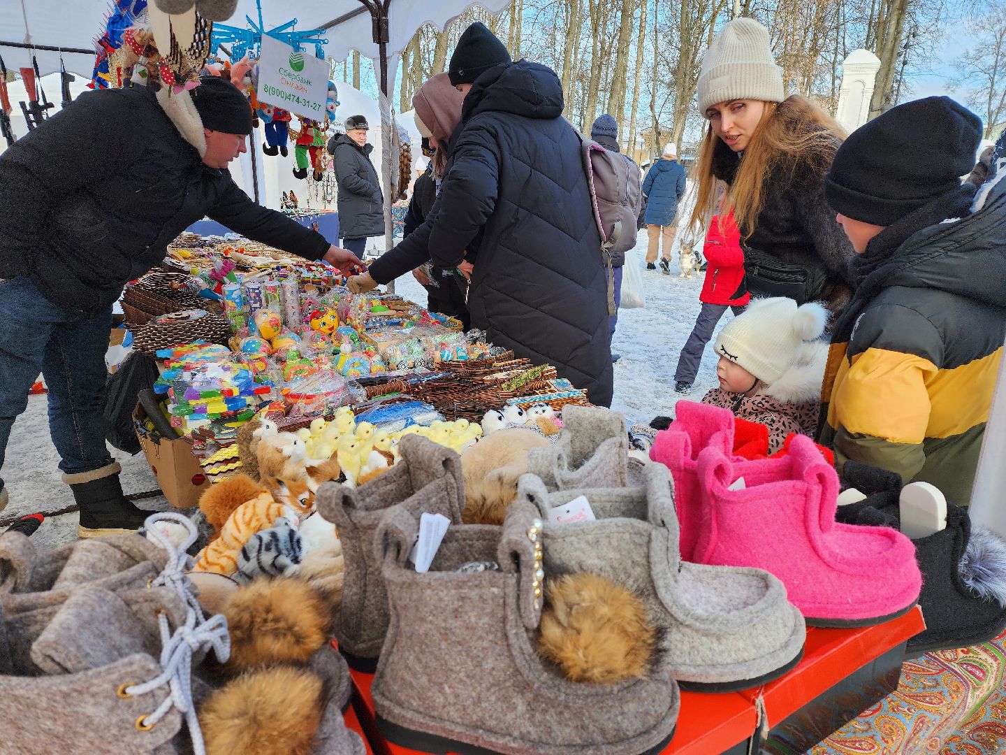Серпухов, Подмосковье, Фестиваль Тепло, парки подмосковья ., парк имени олега степанова, семья, дети, мастер-класс, ярмарка, концерт, активное долголетие, танцоры, певцы,