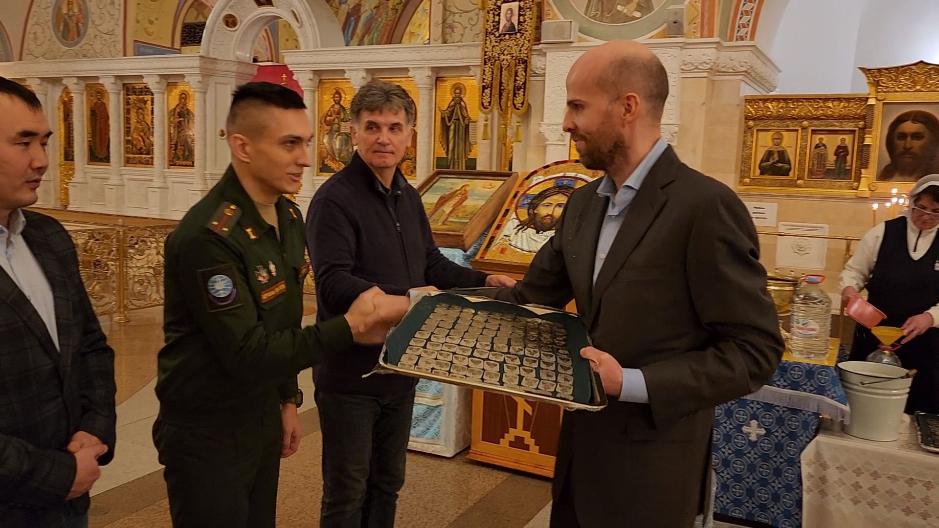 спецоперация, руза, волонтеры, вера, православие, икона,