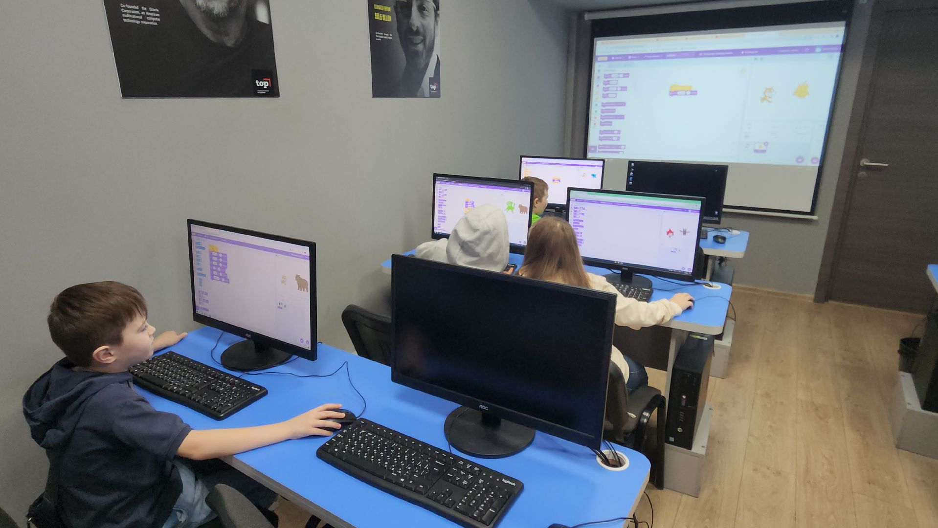 академия тор, бесплатные занятия, семинар, школьники, IT, информационные технологии, Егор Денисов,