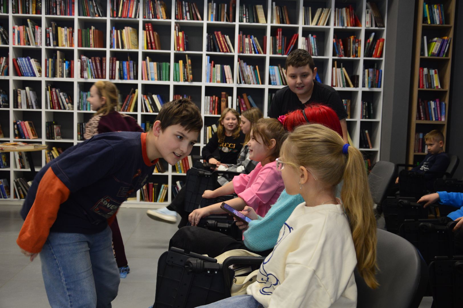 шатура, франция, библиотека, день всех влюбленных, любовь, любовь к искусству, городской округ культура, культура для школьников, культура молодежь,