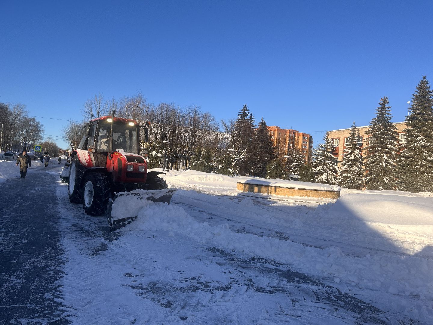 шаховская, снег, уборка города, уборка снега,