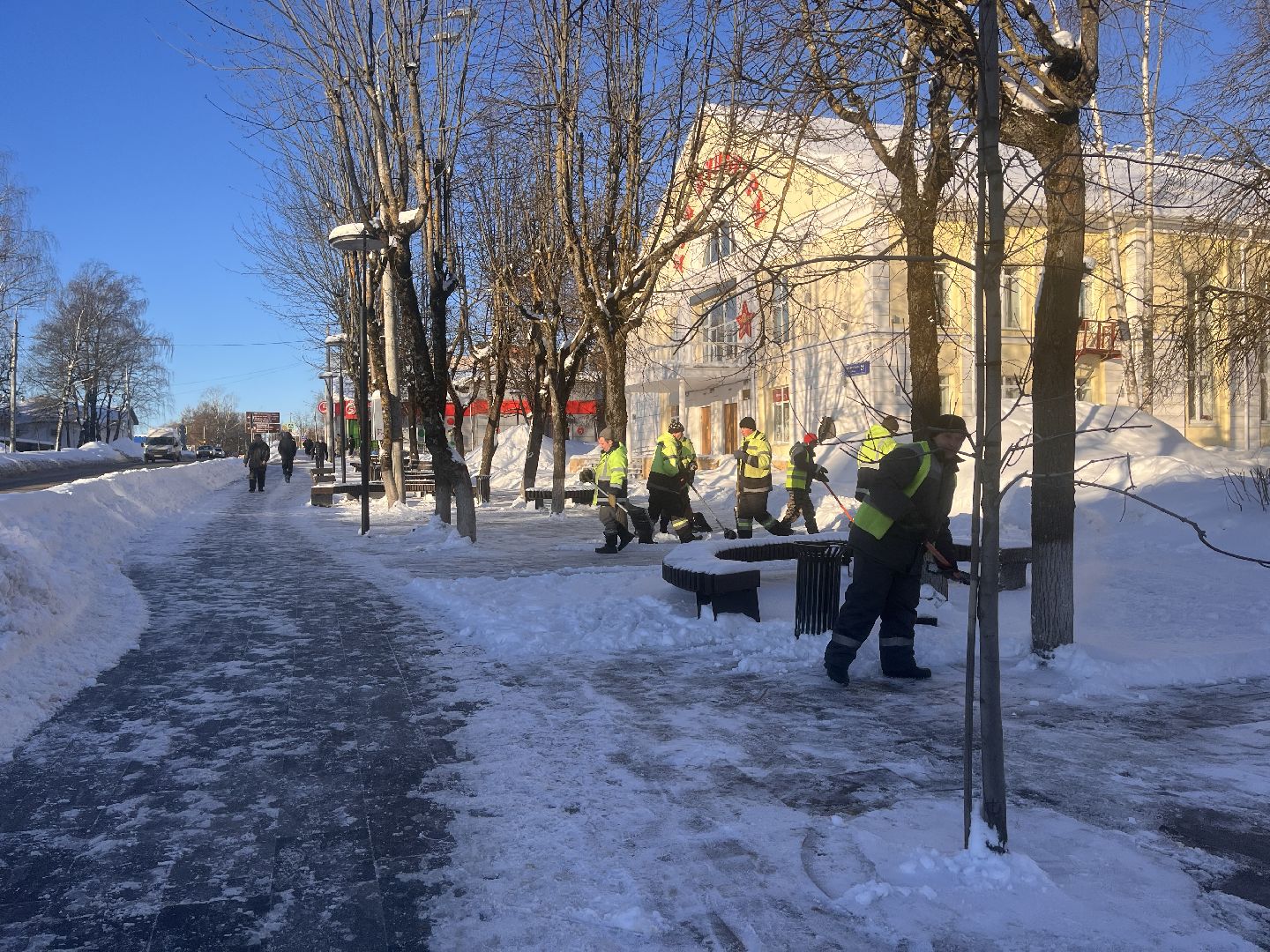 шаховская, снег, уборка города, уборка снега,