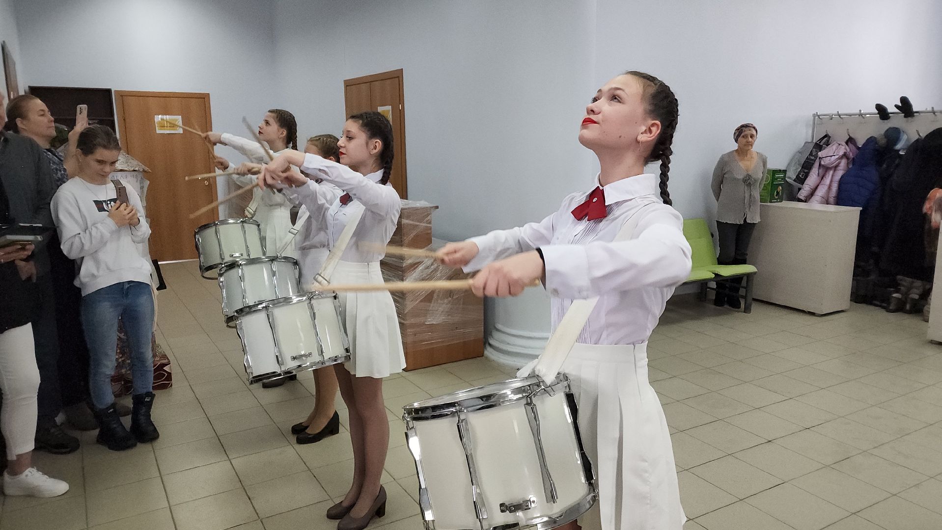 волоколамск, библиотека, Мажоретки, Барабанщицы, Коллектив, музыка,