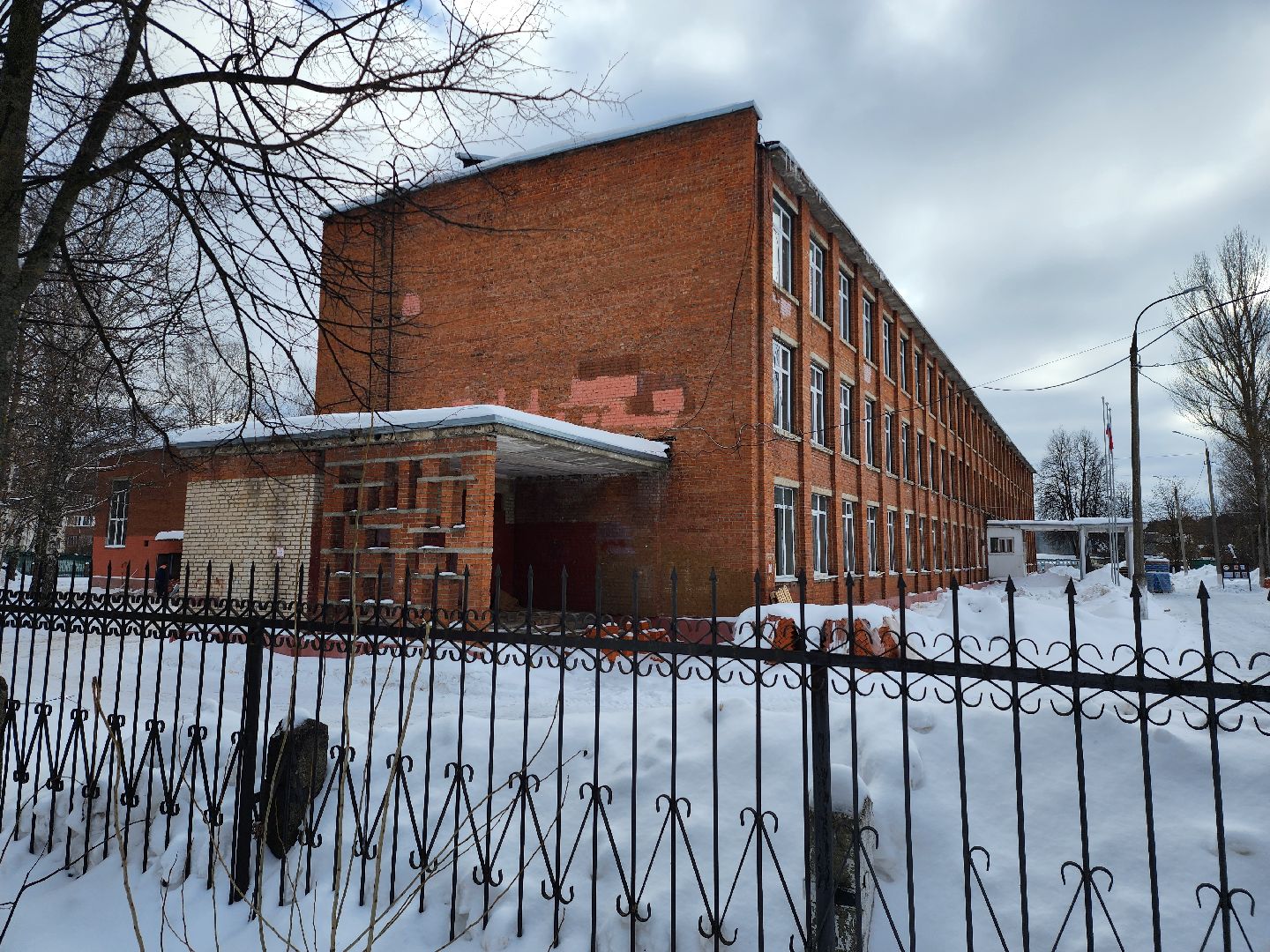 серпухов, школа 16, улица космонавтов, реконструкция, ремонт школы,