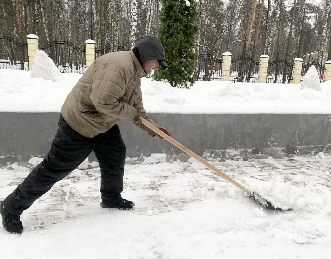 Балашиха, Подмосковье, Уборка дорог от снега и наледи, снегопад, дворники,