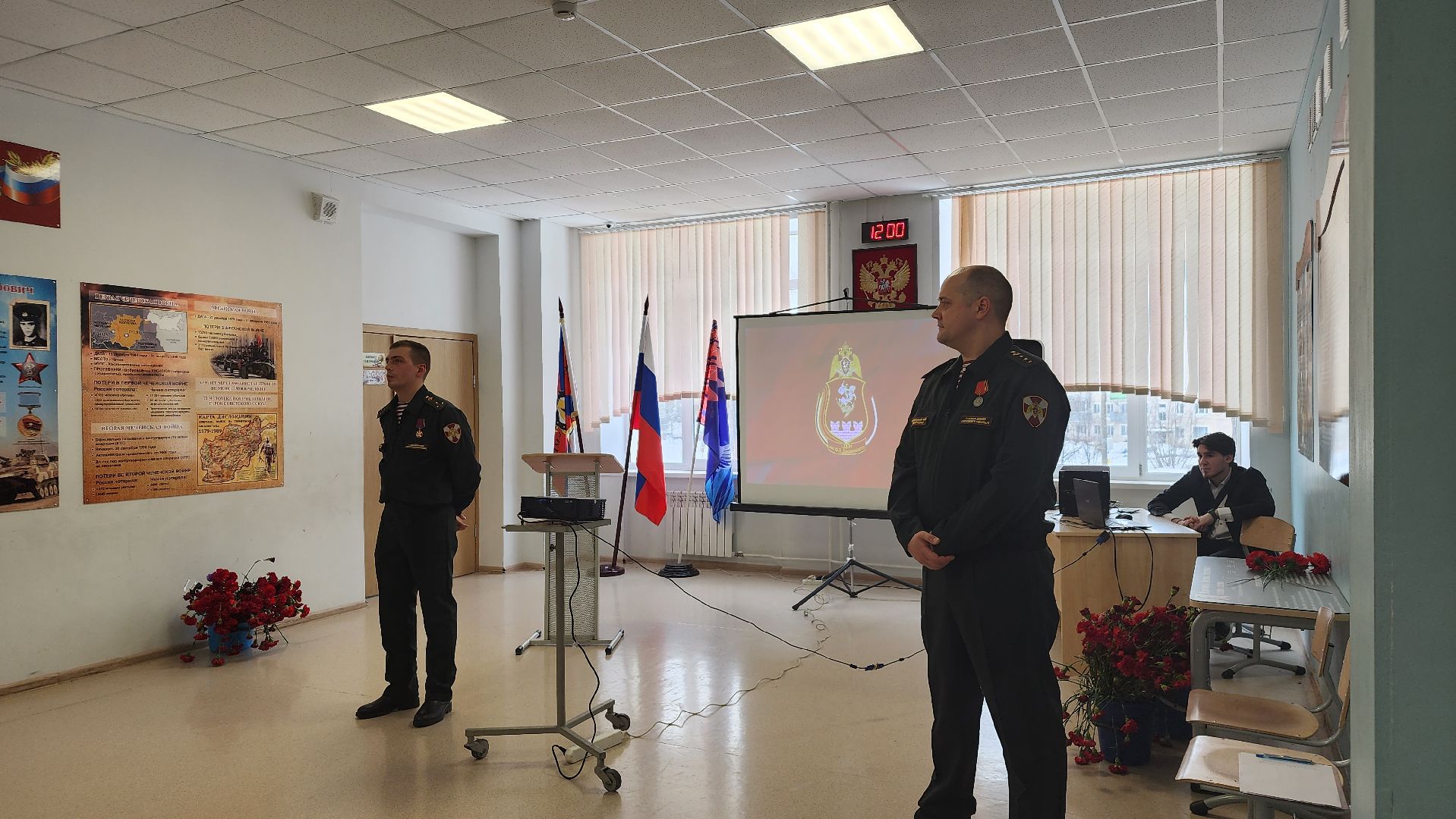 урок мужества, патриотическое воспитание, дивизия особого назначения имени ф.э. дзержинског, Лосино-Петровский, школьники,