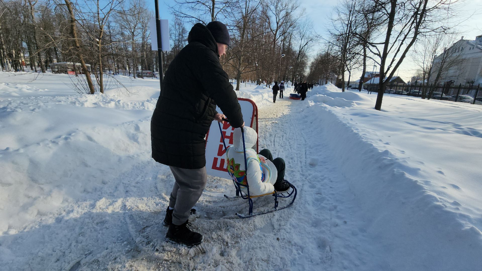 Серпухов, подмосковье, парк имени олега степанова, фестиваль тепло, дети,