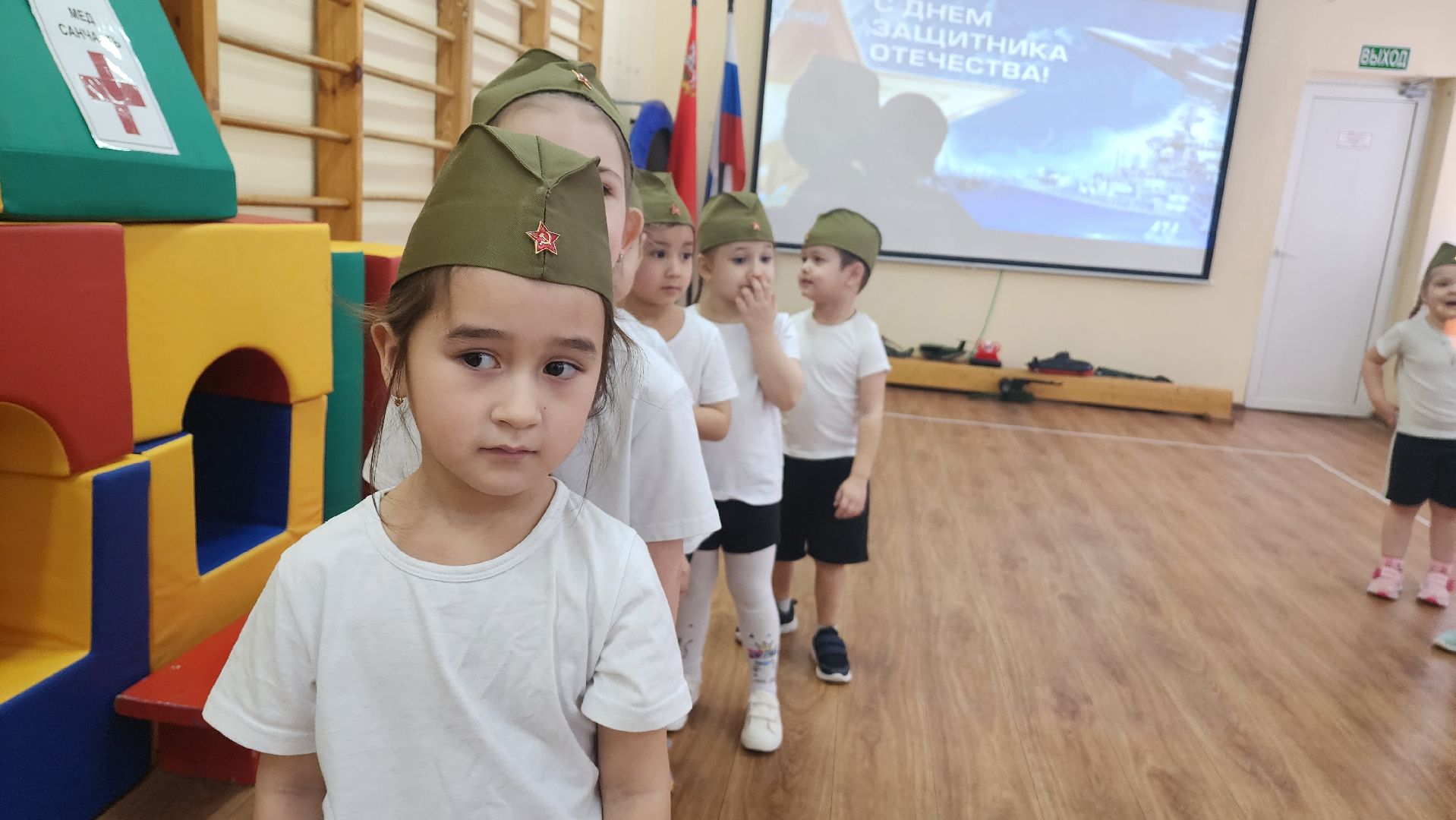 Подмосковье, Городской округ Пушкинский, Ивантеевка, Образование, 23 февраля,