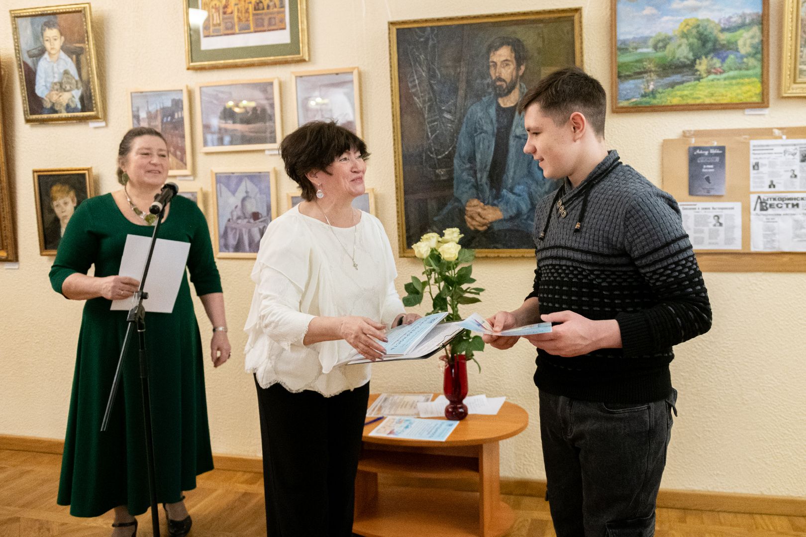 лыткарино, культура, выставка, картины,