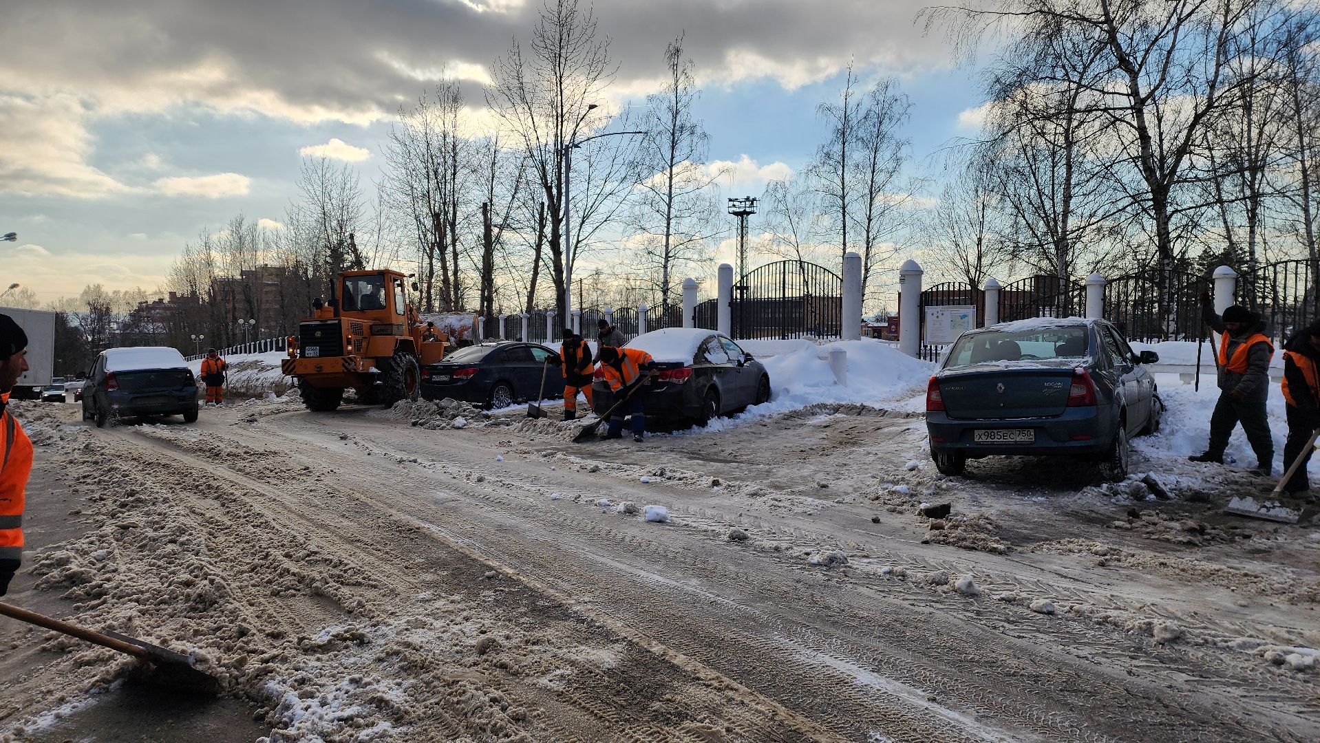 уборка улиц, очистка дорог, уборка снега и наледи,