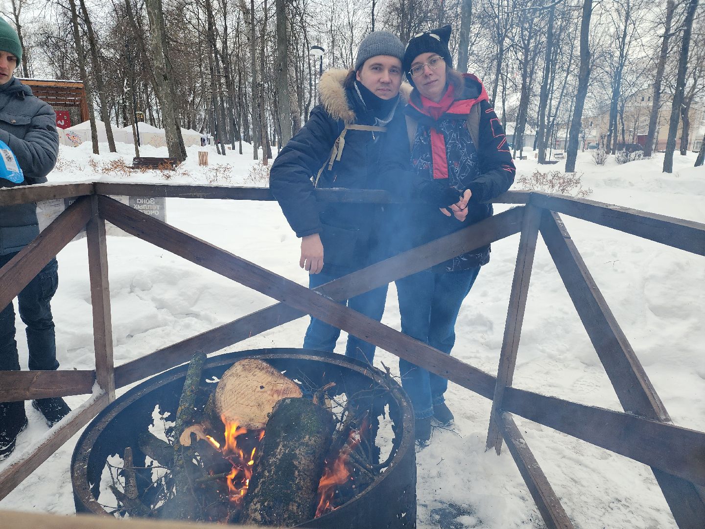 серпухов, подмосковье, очаги в парке, парк имени олега степанова, зима в подмосковье,