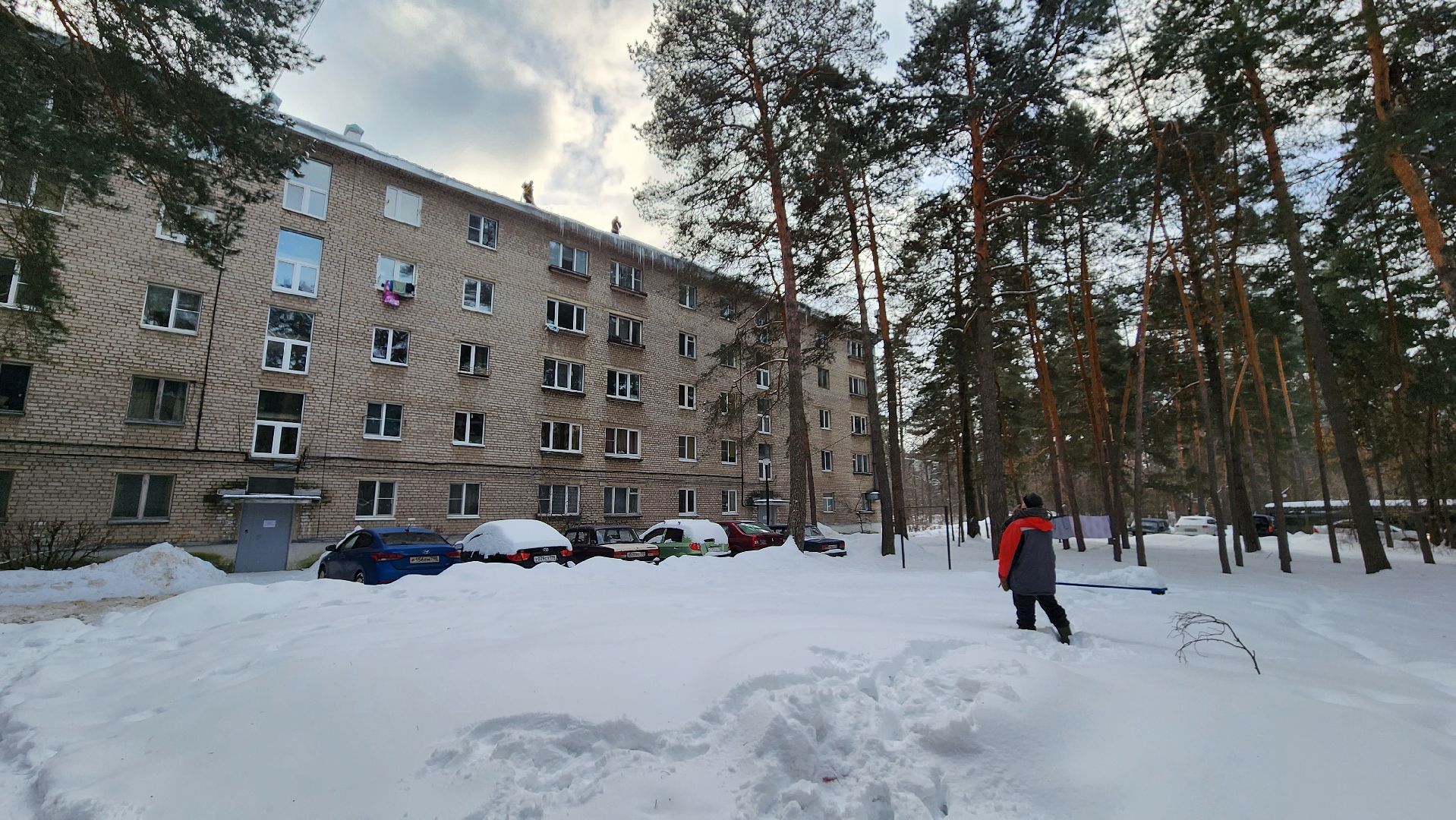 протвино, благоустойство, зима, сосульки, очистка крыш,