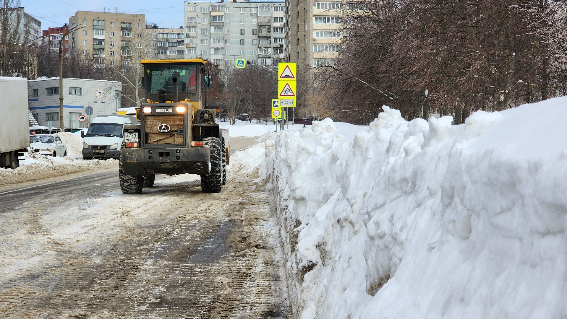 уборка снега, очистка дорог,