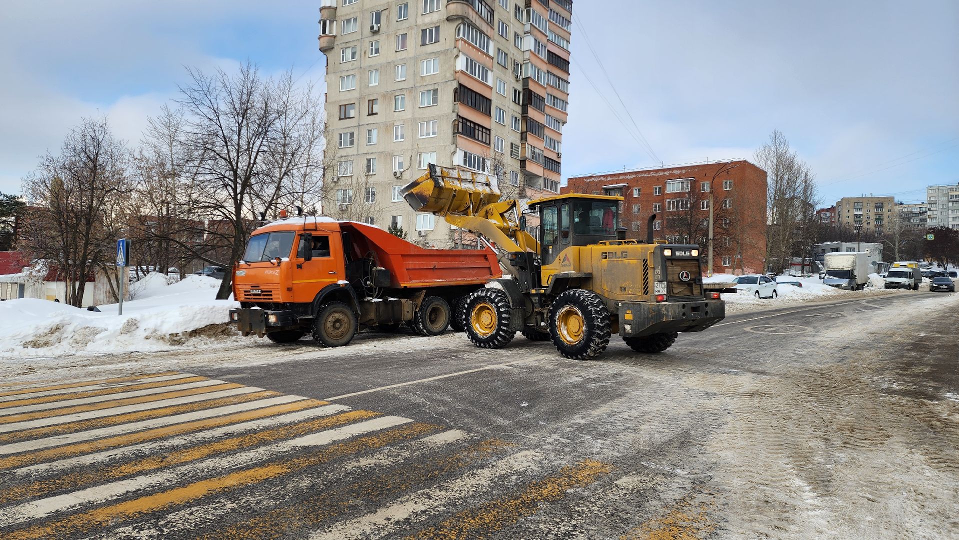 уборка снега, очистка дорог,
