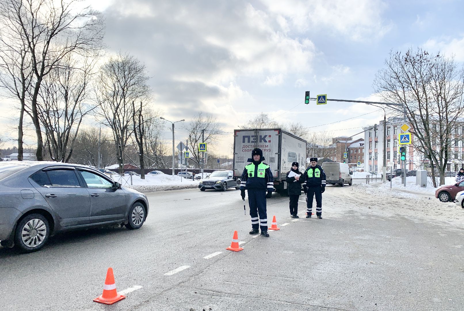 Балашиха, Подмосковье, рейд безопасности, ребенок-пассажир, маленький пассажир, детские кресла, госавтоинспекция, МУ МВД России Балашихинское,