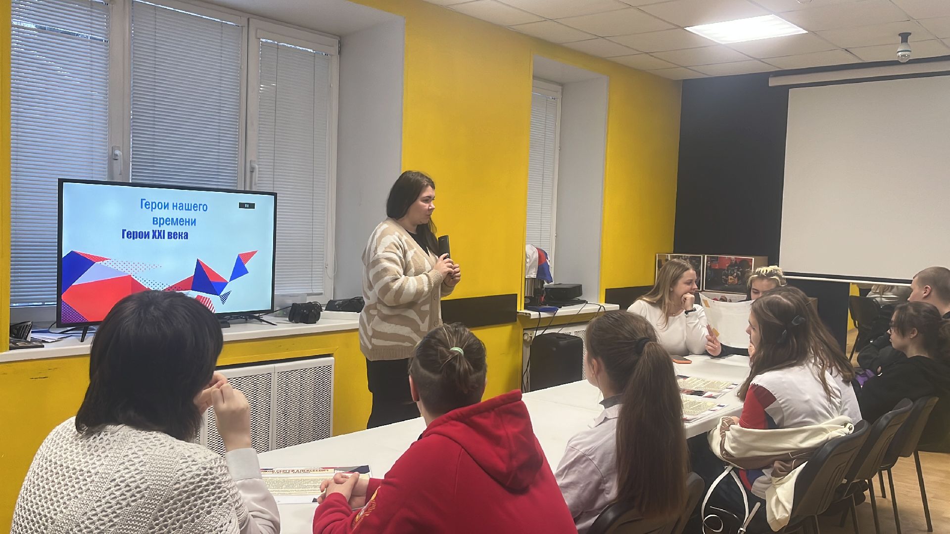 волонтеры, круглый стол, беседа, молодежь, молодёжь подмосковья,