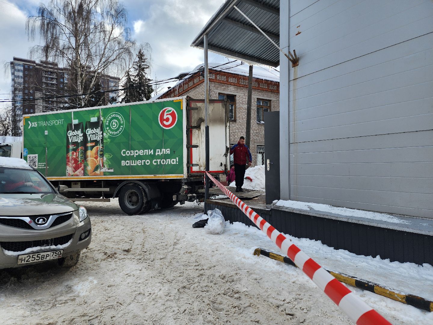 ЧП, обрушение крыши, Пятерочка, Старая Купавна, Богородский городской округ,